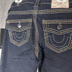 True Religion women’s size 25 Dark Blue Jeans with Gold Stitching nwt